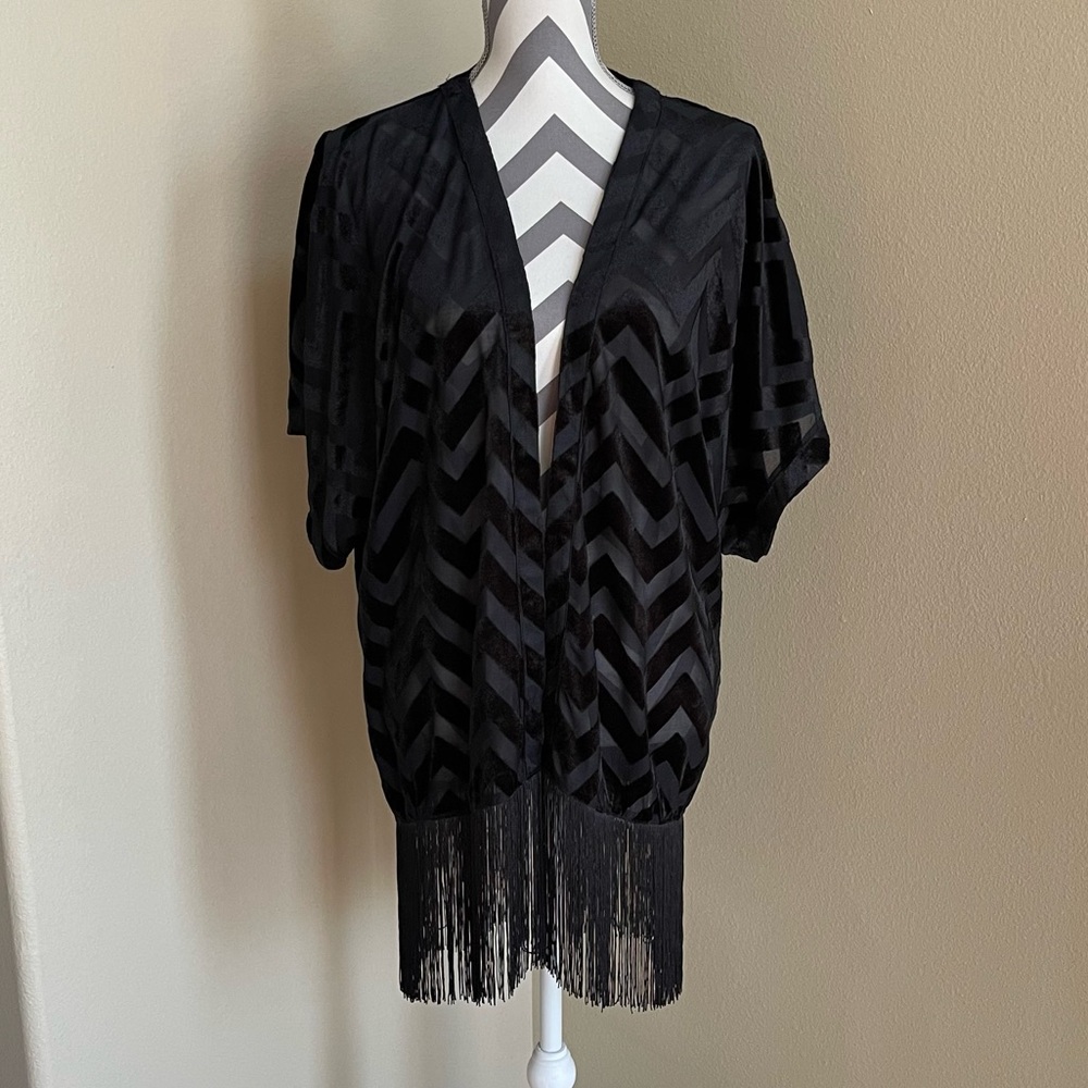 Stylish Black Sheer Kimono with Chevron Design